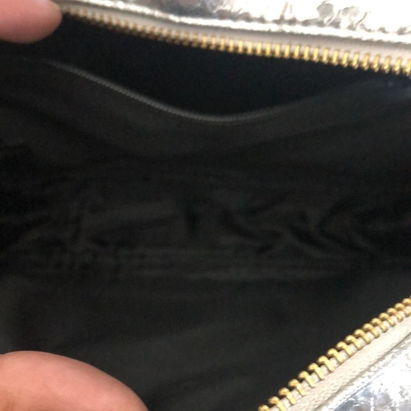 Victorias Secret gold tone chain silver crossbody bag - Picture 11 of 12